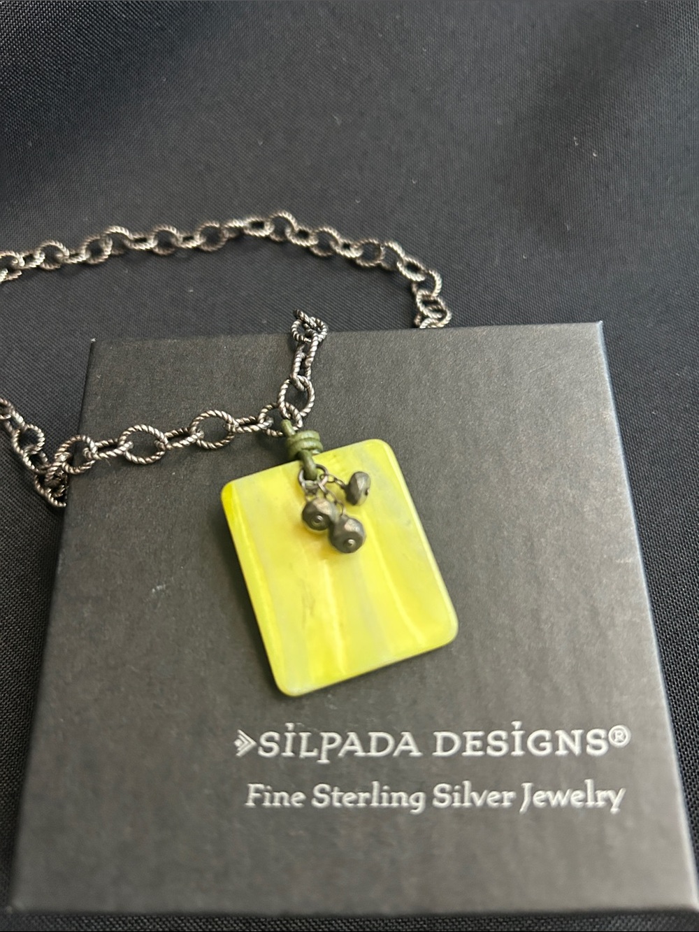 Silpada N1133 Green Mother of Pearl Pendant Necklace